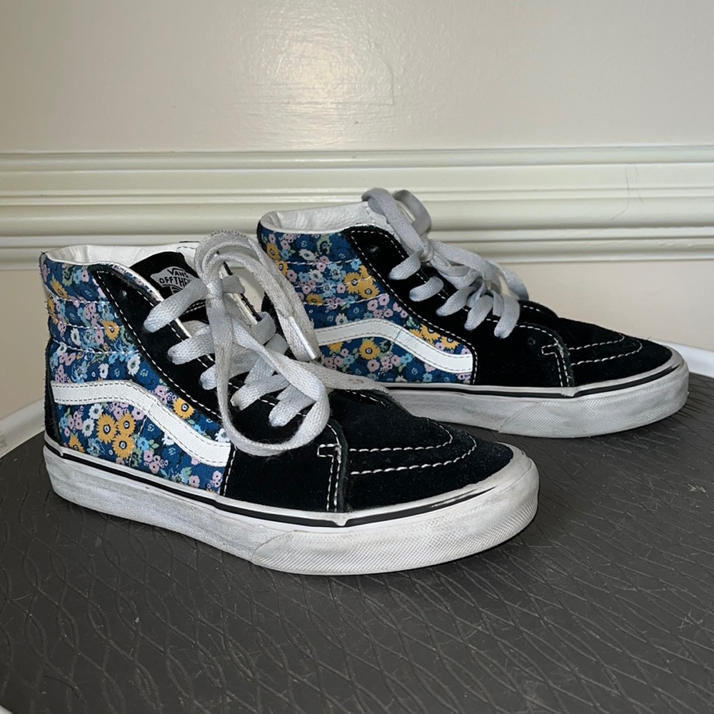 Vans Big Kids Size 2 Sk8-Hi Sneakers Shoes Black Floral